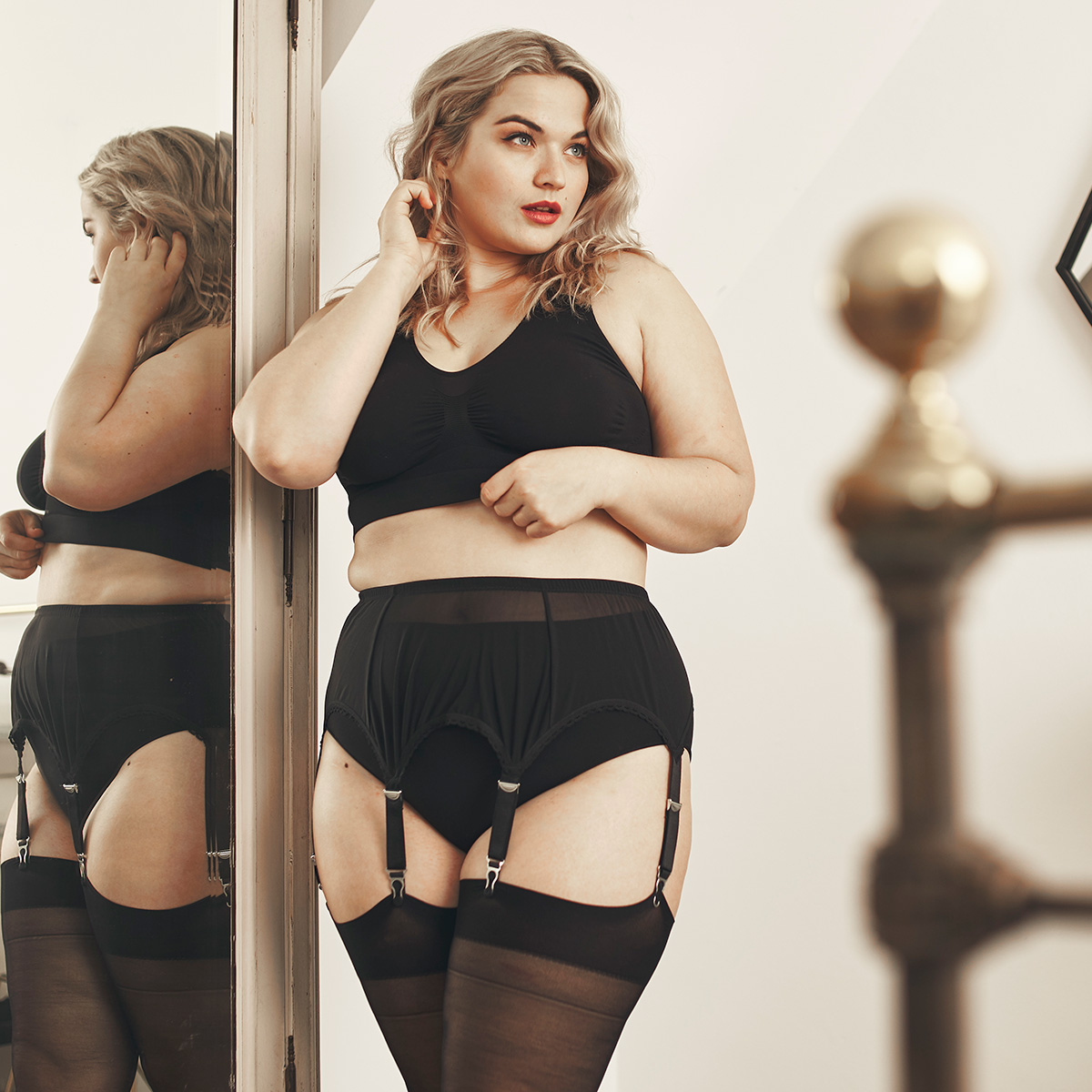 Plus size suspender belt shop